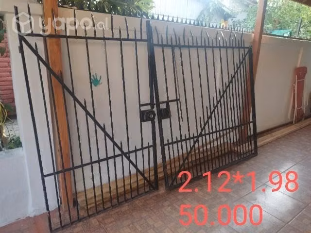 Reja negra usada