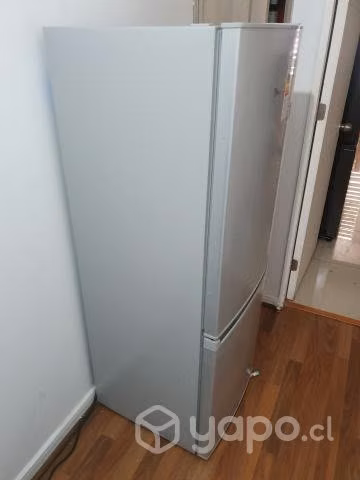 Refrigerador 167 lts MIDEA
