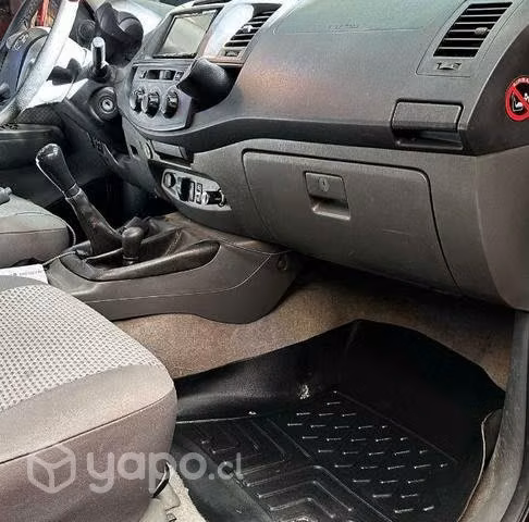Toyota hilux full equipada 2012