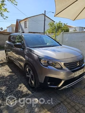 5008 Peugueot