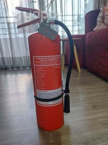 Extintor PQS 4 Kgs