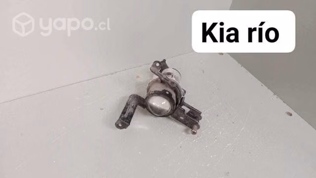 Neblinero kia rio dmg la cisterna 25.19