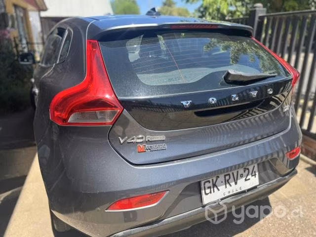 Vendo Volvo V40 Diésel 2014