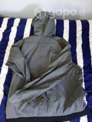 Polera con gorro - Imagen 2