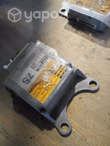 Toyota new yaris cajetin modulo airbag envio regio