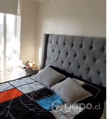 Juego de cama, respaldo, base y colchón