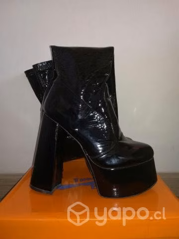 Botas tipo Bratz