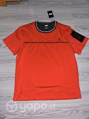 Polera DKNY talla XL ORIGINAL