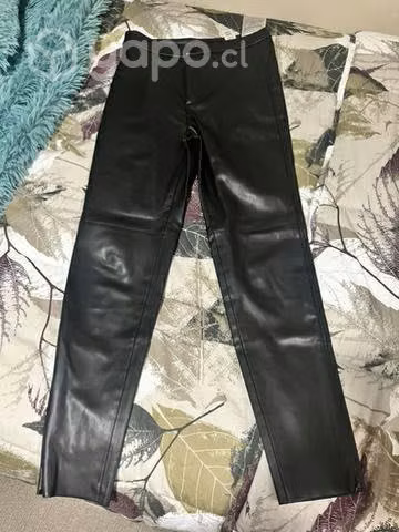 Pantalón Zara