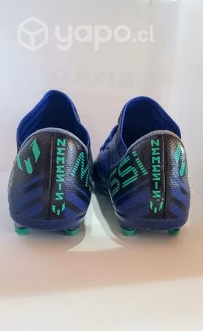 Zapato futbol niño Adidas MESSI, talla 28 (Chile)