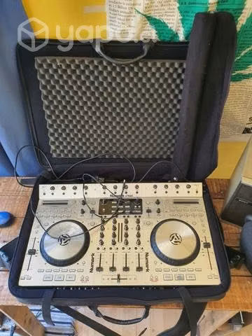 Controlador dj Numark 4trak + bolso de transporte