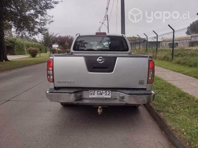 Nissan navara 2014