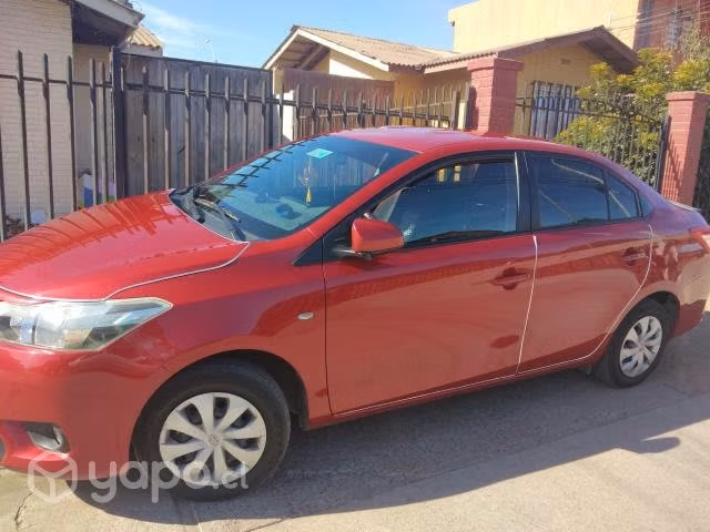 Vendo auto Toyota yaris