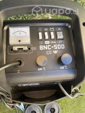 Cargador Y Partidor De Bateria 12-24v BNC 500 BOO