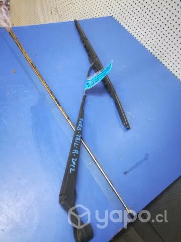 Plumilla brazo limpia parabr Ford Ranger Tailand