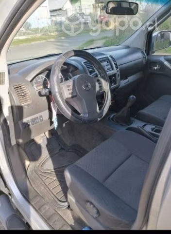 Se vende camioneta nissan navara 2015