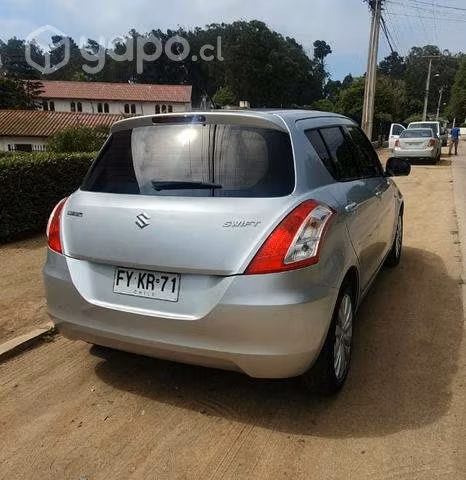 Se vende Suzuki swift