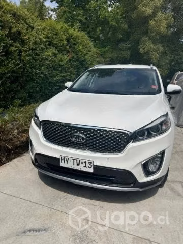 Kia Sorento 4x4 versión GSL EX 2.4 año 2016 - Imagen 2
