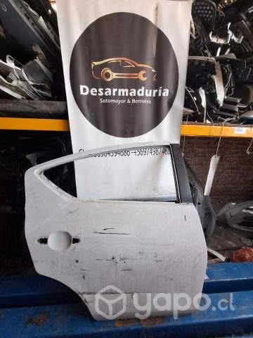 Puerta Versa 2014 a 2019 Rh 3.0