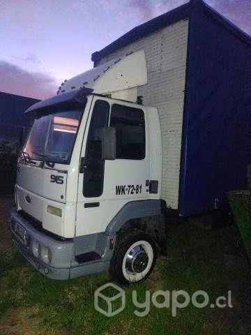 Vendo camion ford cargo 915