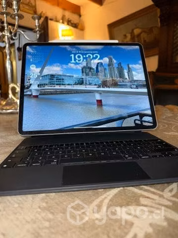 Ipad pro 12.9 4th gen, keyboard y Lapiz original