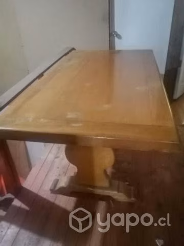 Mesa mañio con sillas