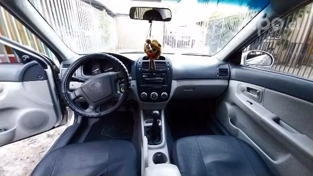 kia cerato 2009 - Imagen 3