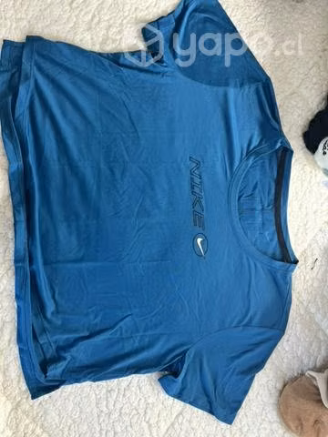 Polera Nike deportiva mujer talla M