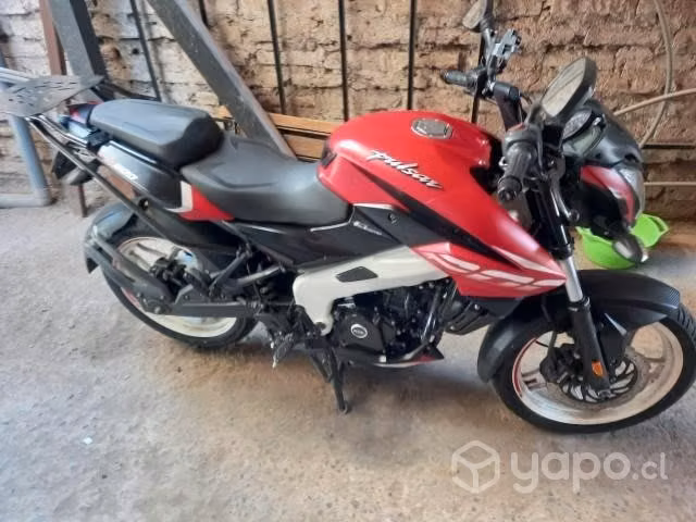 Pulsar ns 200 2022