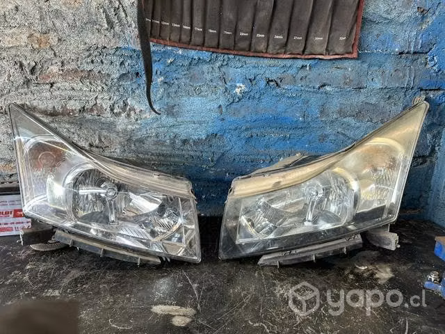 Focos de chevrolet Cruze 2012-2016