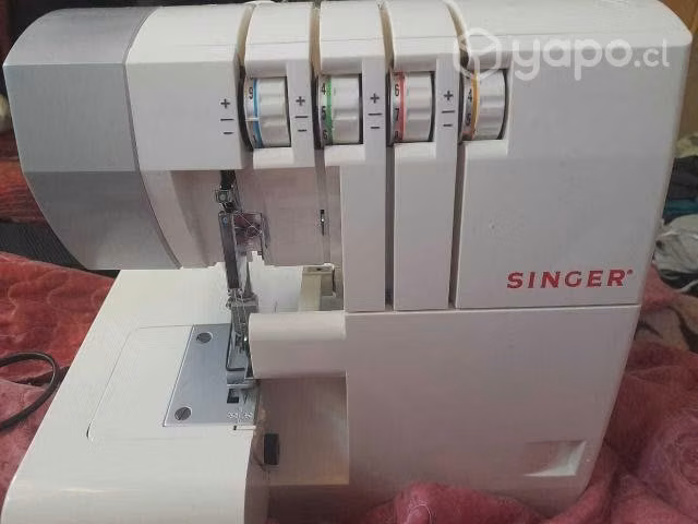 Maquina de coser singer
