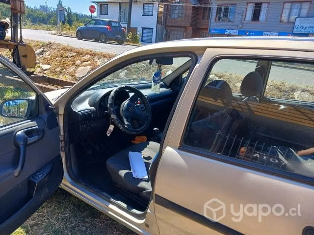 Se vende auto por renovacion en exelente estado