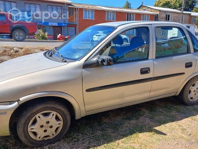 Se vende auto por renovacion en exelente estado