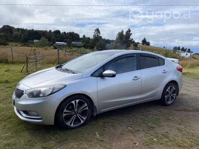 Kia motors cerato 2014