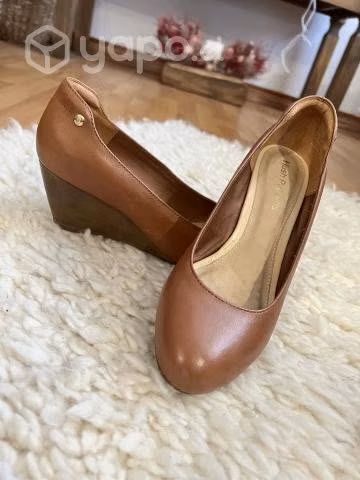 Zapato Taco Chino - Hush puppies