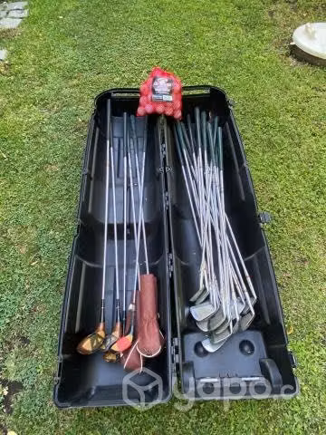 Estuche duro con juego completo de palos