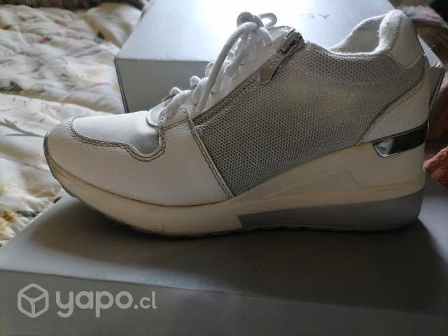 Zapatillas urbanas - Imagen 4