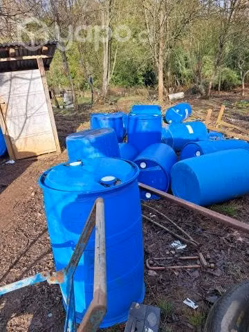 Tambores plástico de 200 litros