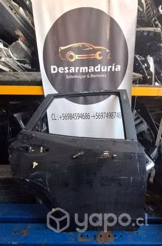 Puerta Tracker 2021 a 2023 trasera Rh 3.0