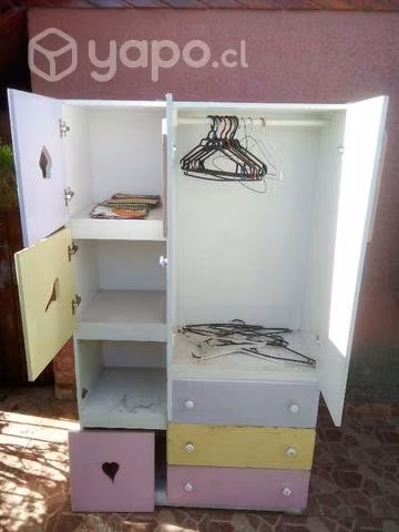 Closet de niña