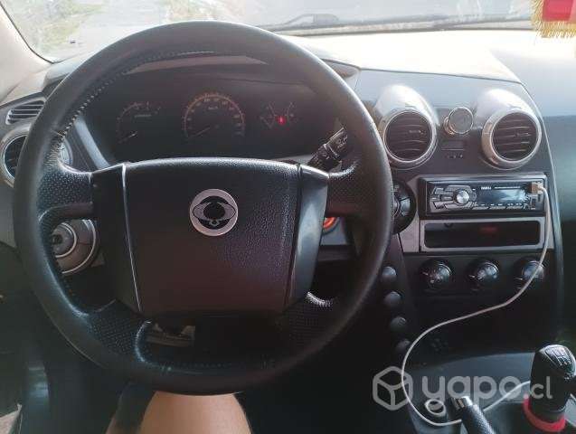 Camioneta SSANGYONG ACTYON - Imagen 5