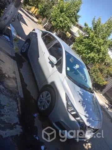 Nissan Versa Año 2021