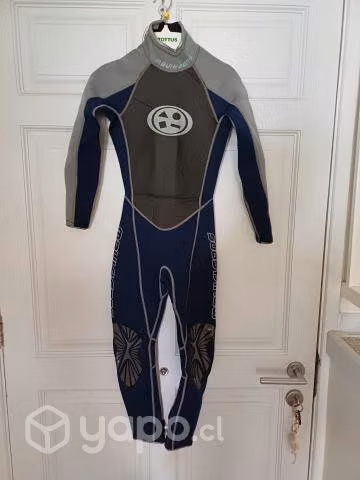 Traje Surf impecable - Imagen 3