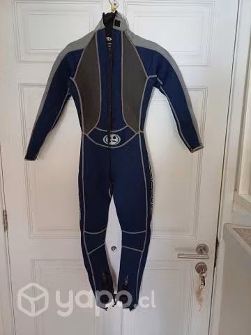 Traje Surf impecable - Imagen 2