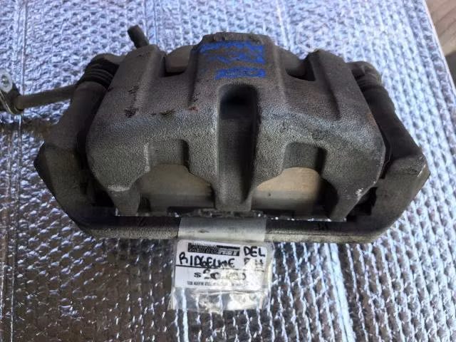 Caliper delantero derecho Ridgeline 2010-2015