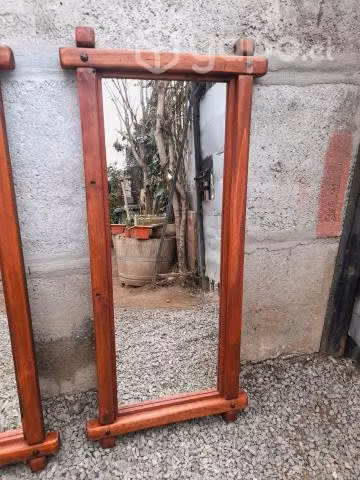 Espejo con marco de madera - Imagen 2