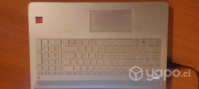Notebook HP 1TB / 8GBRAM + Bolso y cargador