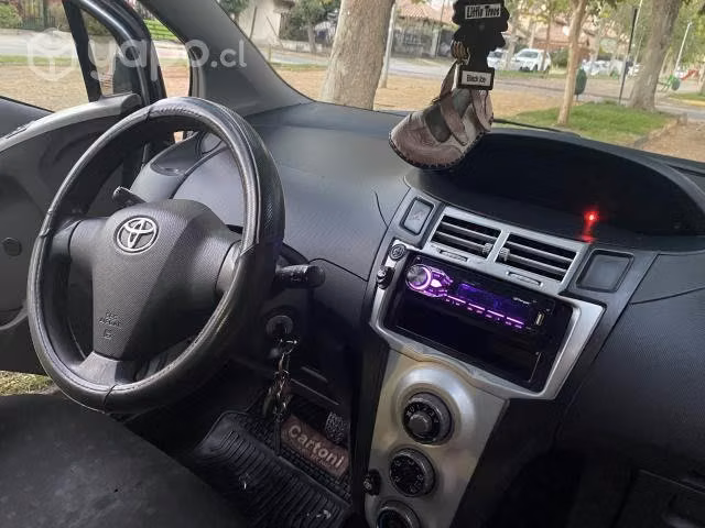 Toyota yaris sport 2009