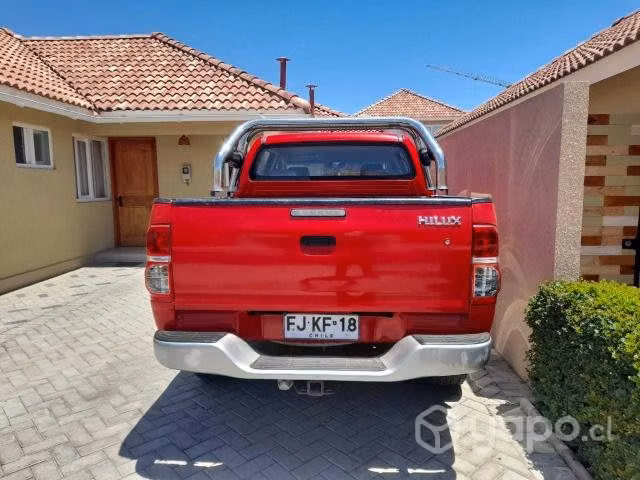 Toyota hilux 2013 d cab 4x4 2.5 2013 - Imagen 14