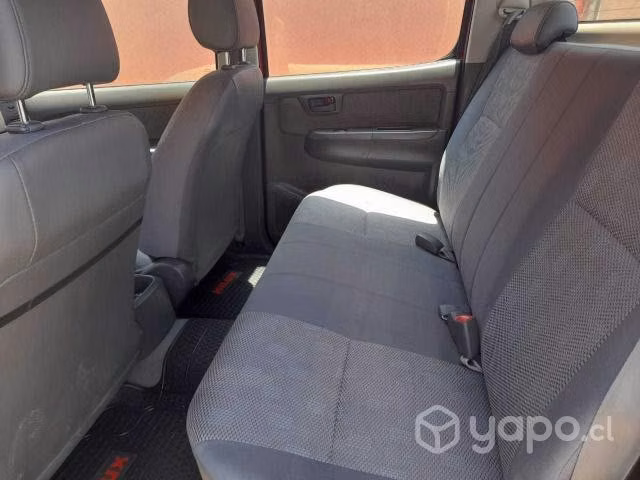 Toyota hilux 2013 d cab 4x4 2.5 2013 - Imagen 8